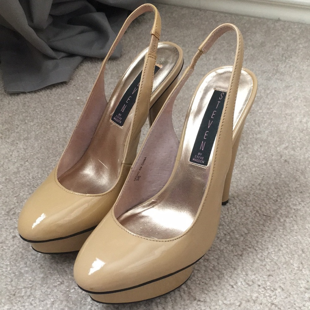 Steven by Steve Madden pumps